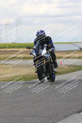 media/Apr-26-2024-TrackDaz (Fri) [[c4b677d280]]/B Group/120pm (Wheelie Bump)/